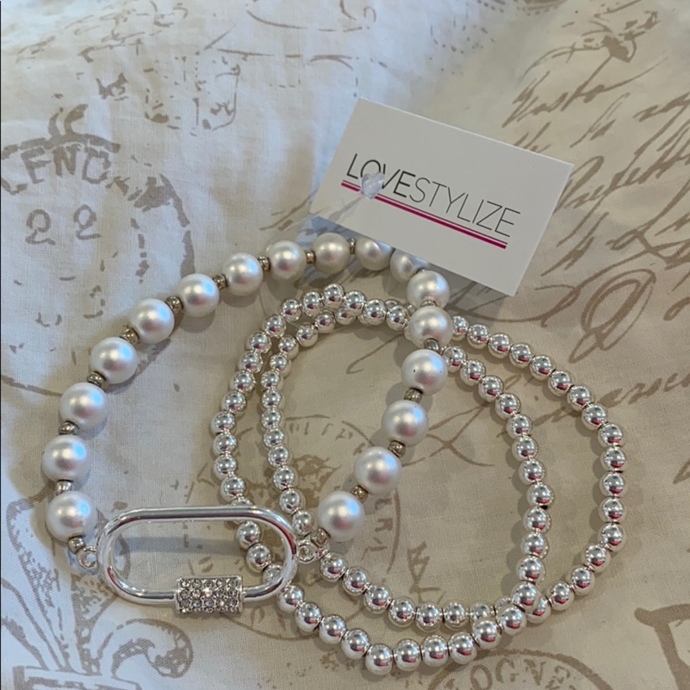 Brand New 3 piece Bracelet Set
